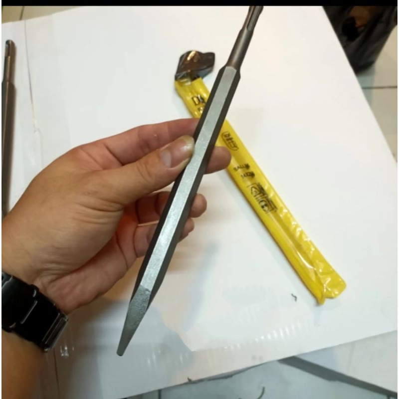 Mata bobok sds plus lancip dgr-point chisel sds plus dgr