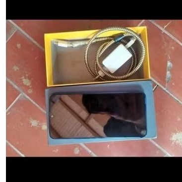 REALME 3 PRO FULLSET 4/64 GB SEKEN