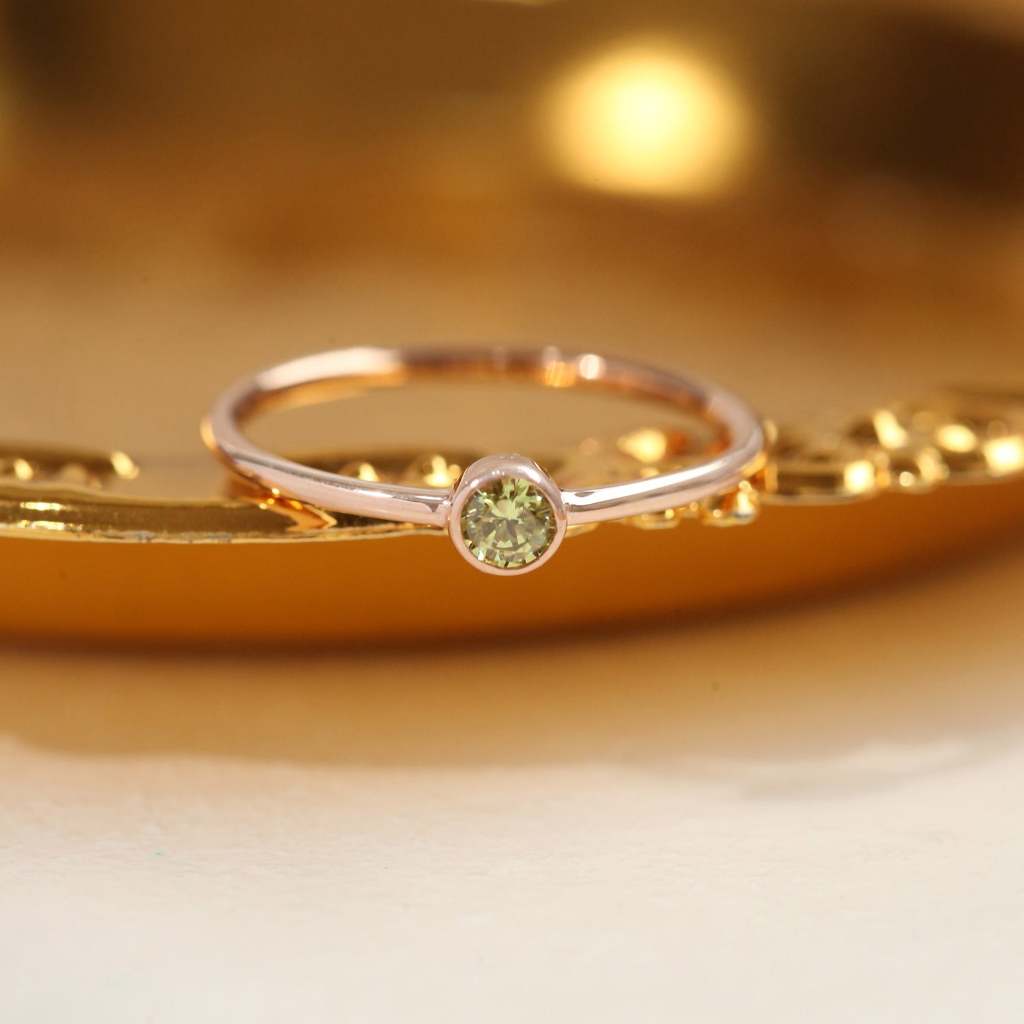 Birthstone Bezel Ring - LOULOUROSE