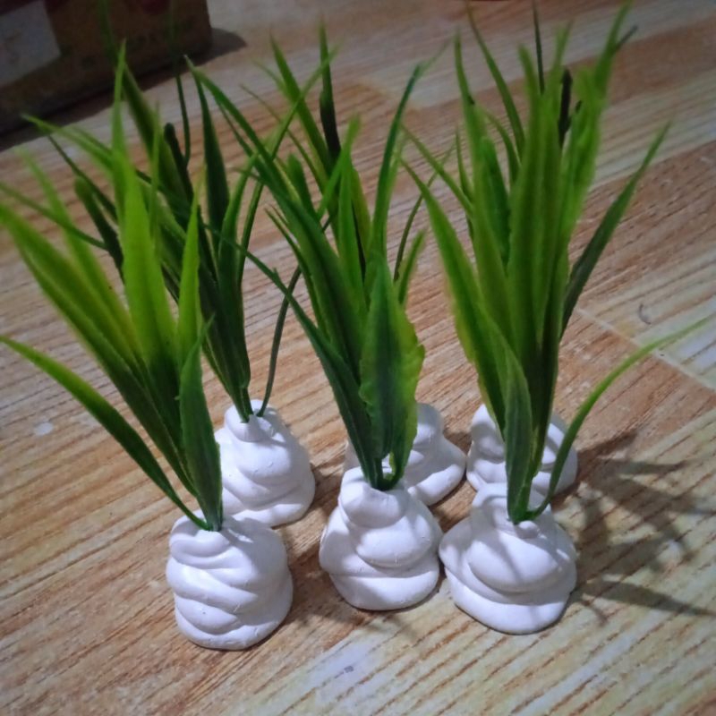 hiasan aquarium plastik ilalang daun 10cm