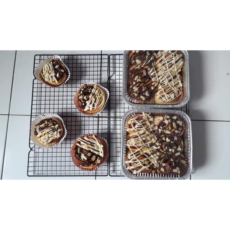 

Cinnamon Roll Home Made