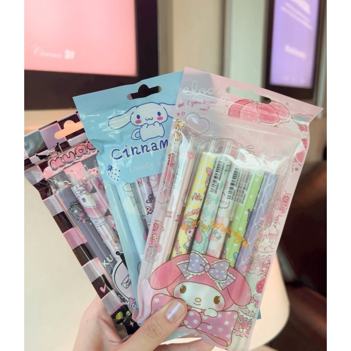 

BIG PROMO 6PCSSET Pena Dorong Sanrio Pulpen Gel Mekanik Pena Gel Kartun Lucu Alat Tulis Anak School Supplies Alat Tulis sekolah my melody cinnamonroll kuromi souvenir ultah ulang tahun hampers kado pen motif