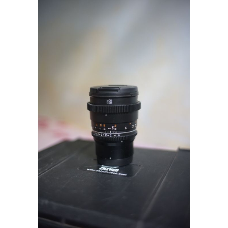 Lensa Samyang 85mm t1.5 (f1.4) for Sony Full Frame Mount