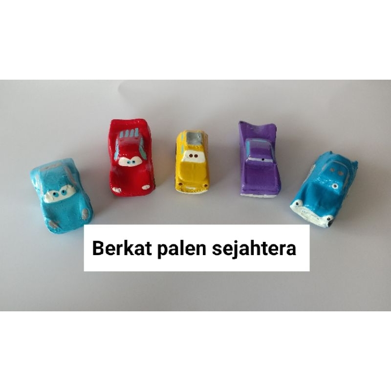 

HIASAN CAKE CAR'S ISI 5