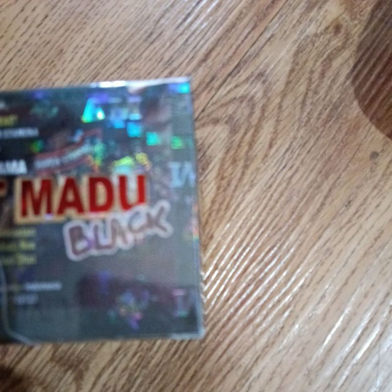 

ur ma black original isi 10 saset