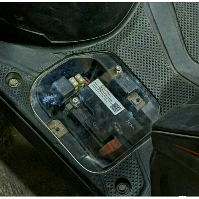 Tutup aki akrilik beat fi / beat street