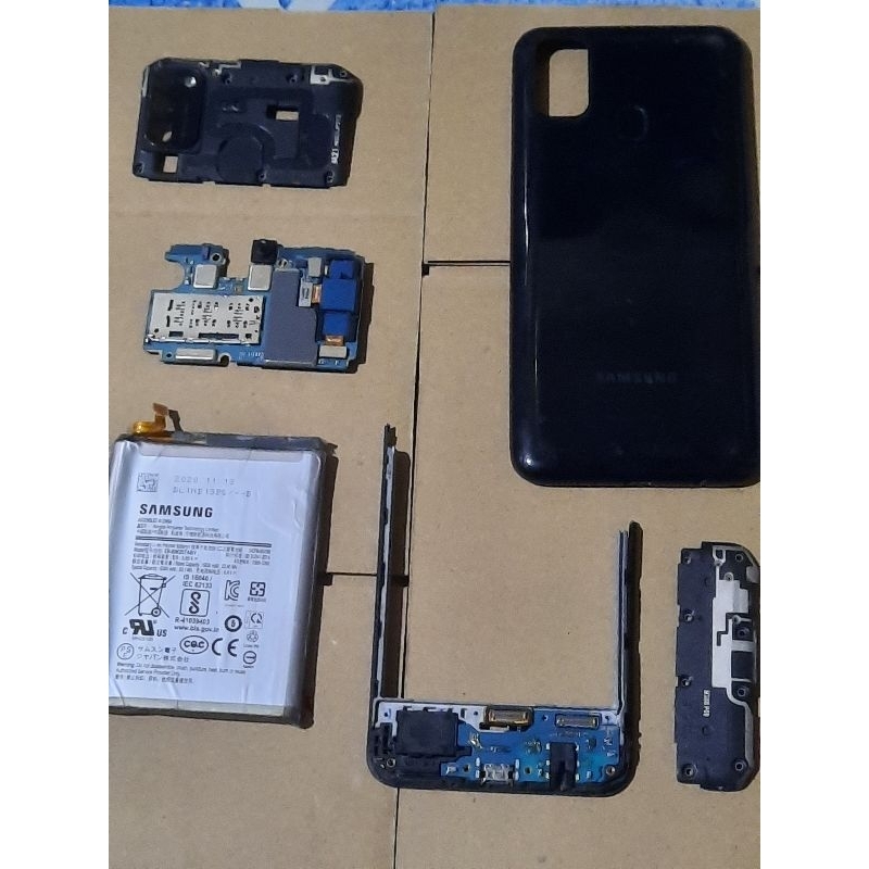 SAMSUNG M21 4/64 korban KDRT mesin Normal