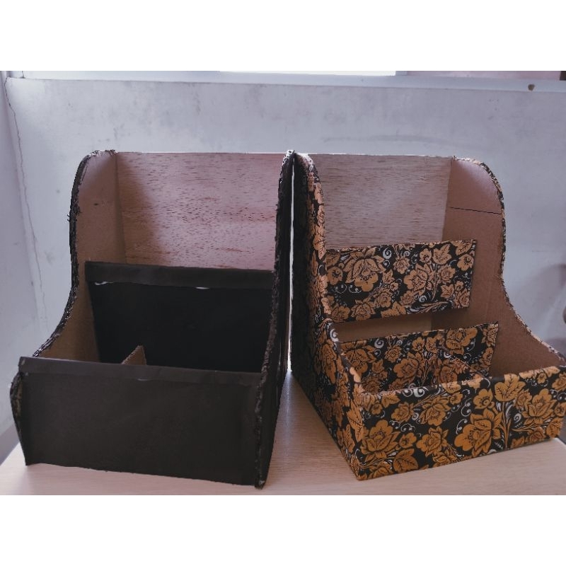 

Magazine Holder