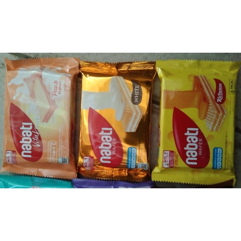 

4 pcs - WAFER NABATI KEMASAN 2000 / ANEKA WAFER RASA RASA