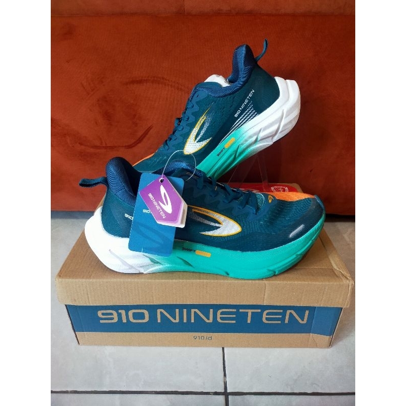 sepatu running nineten takashi run 1.5