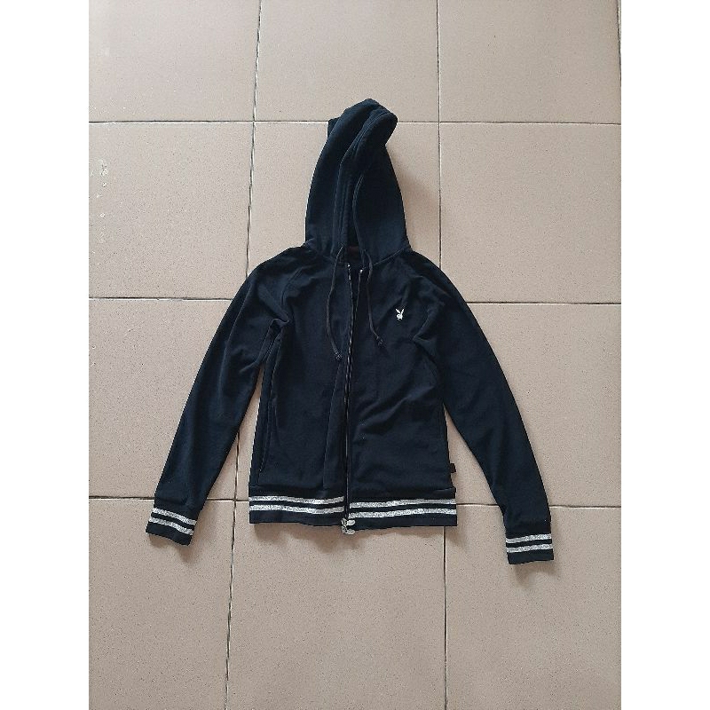 Sweater Hoodie Second Bekas