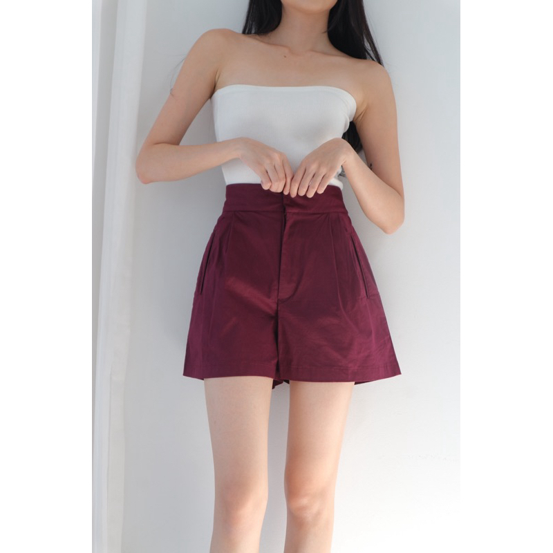 BODYESCAPE | Vierra pant - Celana pendek bahan kain