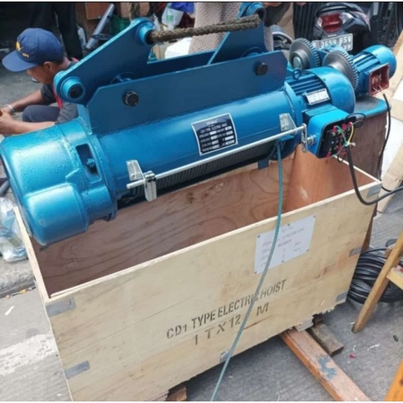 Electric Wire Rope/Katrol listrik Hoist 1 Ton x 12 meter 380V merk WEKA