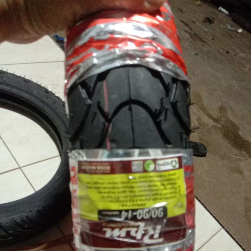 ban  RPM tubles 90/90 ring 14 matik belakang murah