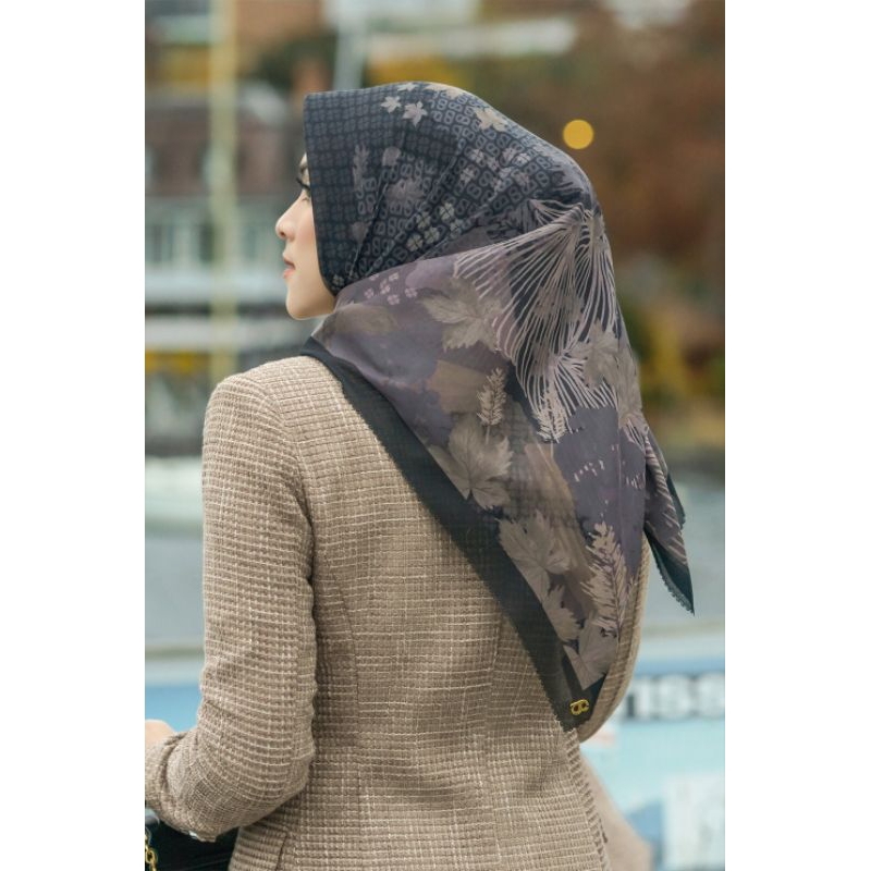 BUTTONSCARVES SMALL 90X90 NEW FULL SET 250k