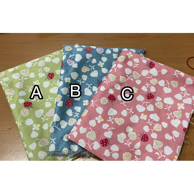 KATUN JEPANG MOTIF STRAWBERRY DESIGN TOKAI SENKO ORIGINAL (2X KLIK)