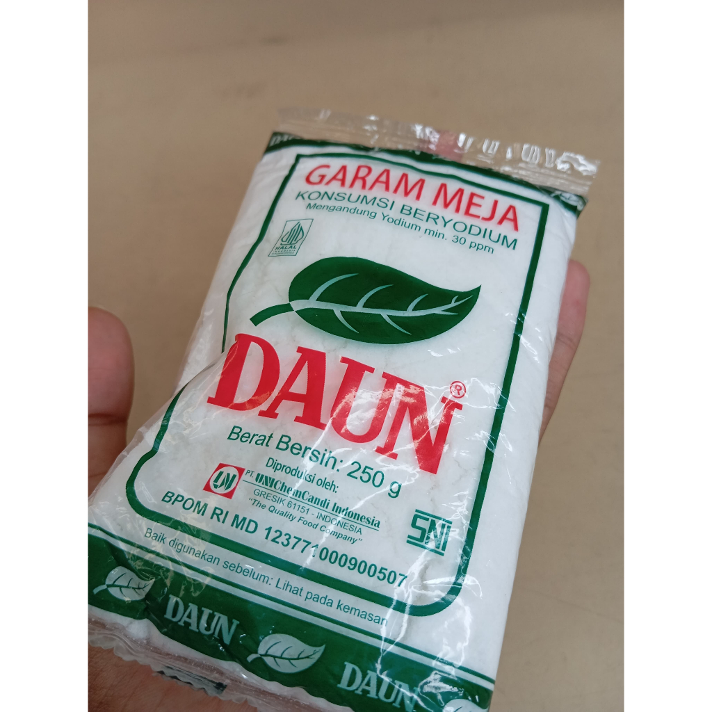 

Garam Meja Konsumsi Beryodium Cap Daun kemasan 250gram