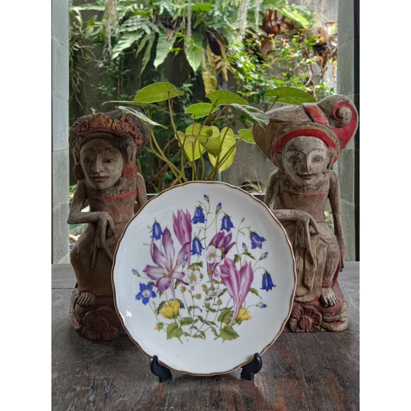 piring keramik royal Albert