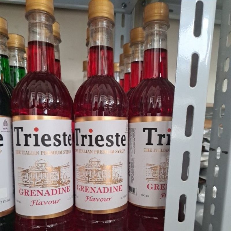 

Trieste Syrup Grenadine 650ml