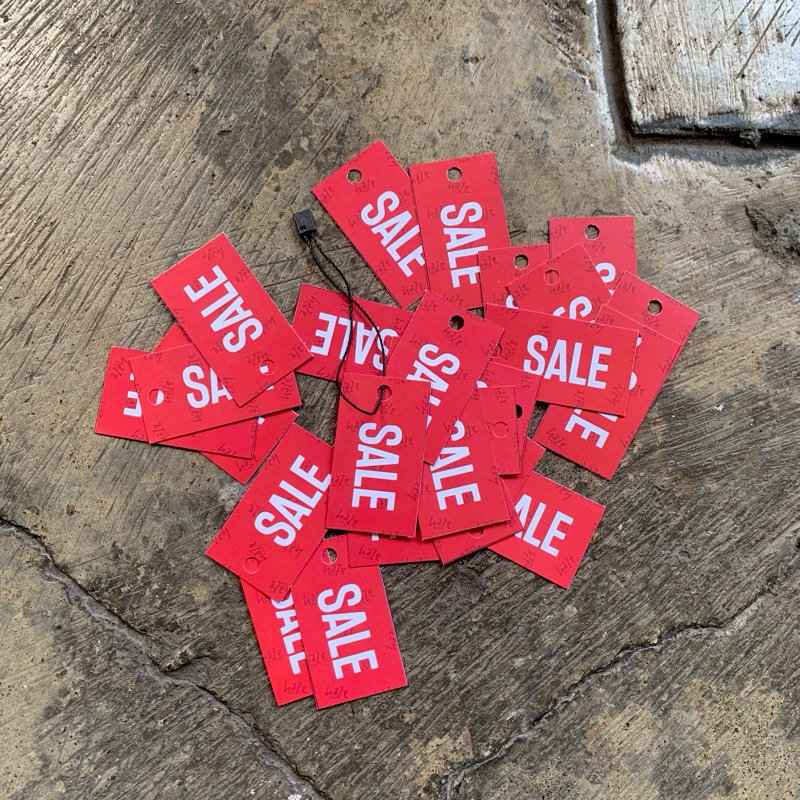 

KEMASINDONG HANGTAG 6x4 CM 65PCS (SUDAH TERMASUK TALI)