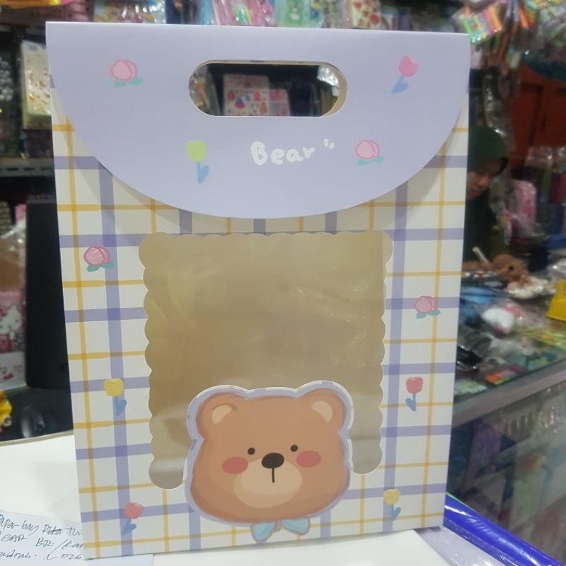 

Paper Bag Tutup Besar Motif Bear Ungu / Kantong Bingkisan Hadiah L-026-C