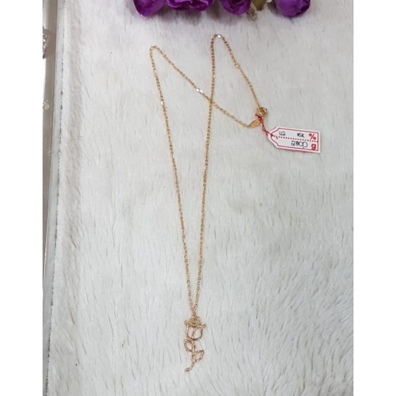 Kalung emas 70 bunga mawar setangkai