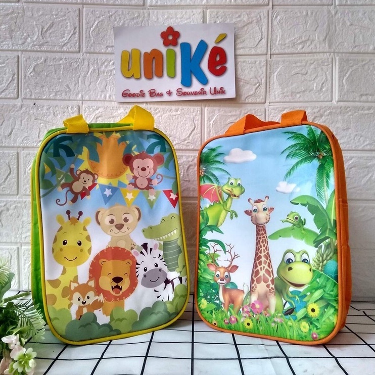 

TAS TENTENG KITAB BERDIRI ECER Bingkisan Lebaran Idul Fitri Anak Goodie Bag Souvenir Ulang Tahun