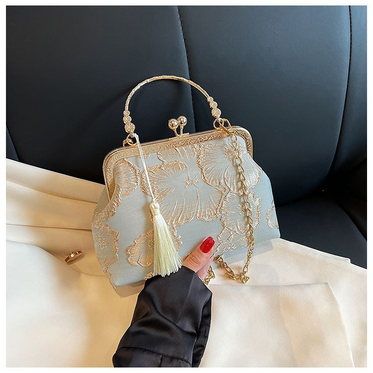 Chinese Retro Flower Shoulder Messenger Bag Portable Envelope Package