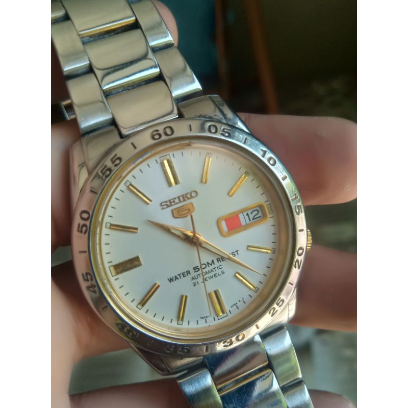 Seiko 5 otomatis