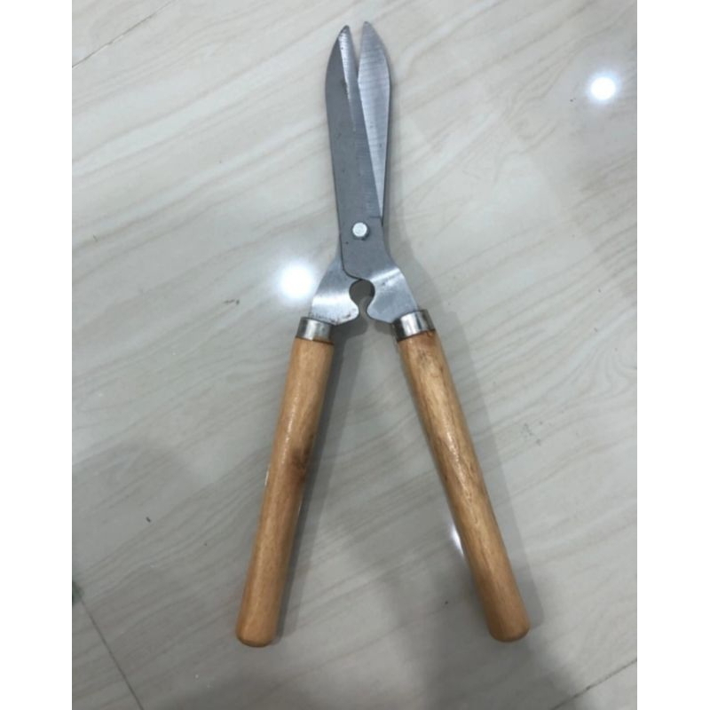 gunting pagar tanaman gagang kayu / gunting taman rumput pohon