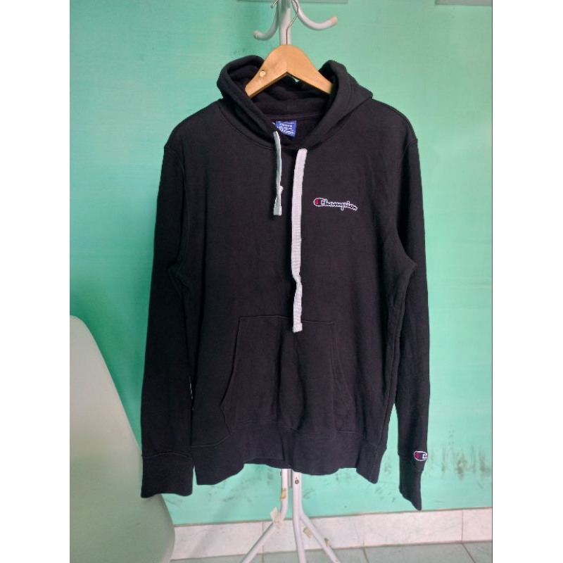 Hoodie Champion Hitam Logo Bordir