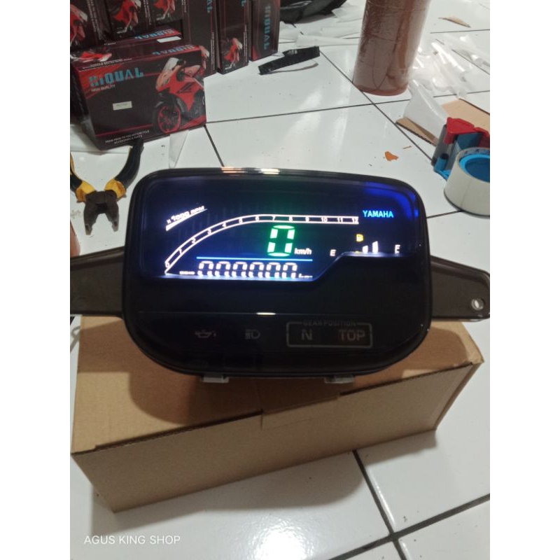 SPIDOMETER KILOMETER DIGITAL FIZR FIZR DIGITAL MIKA SMOKE