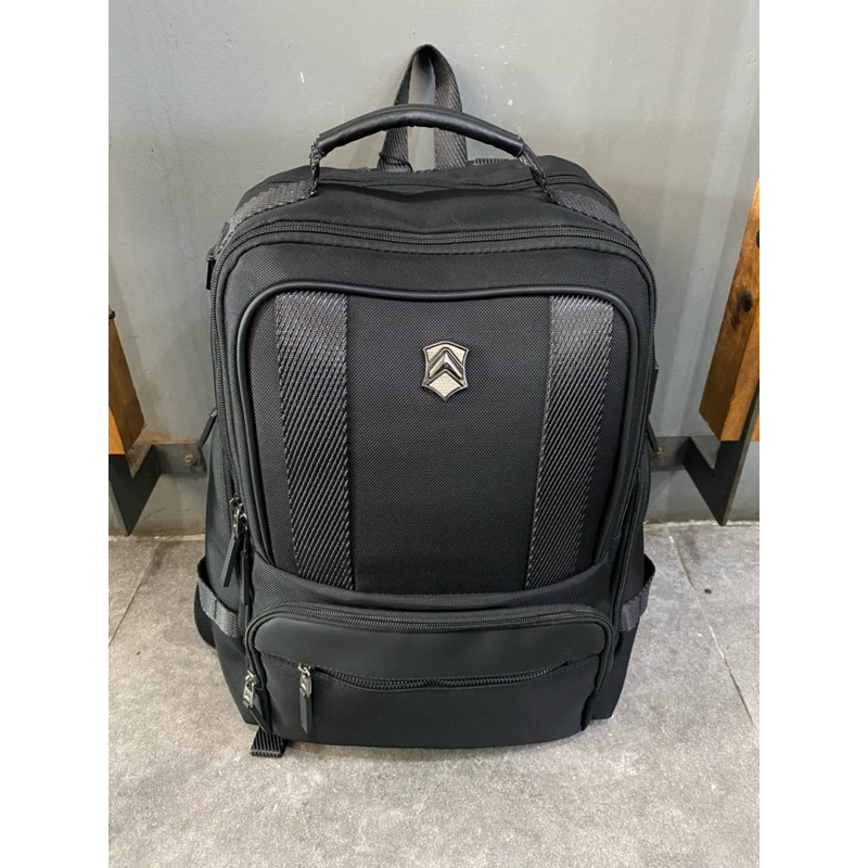 TRACKER TAS RANSEL