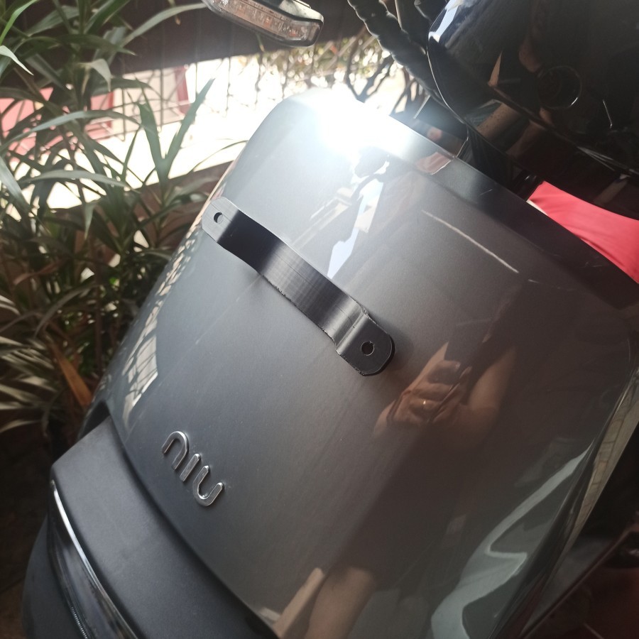 aksesoris motor : Dudukan plat nomer depan NIU Gova G3