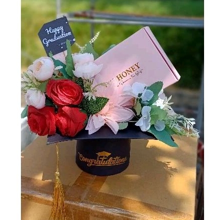 bloom box flower || Buket bunga Topi kecil || Ready Stock || Bouquet bunga ||  bucket bunga wisuda |