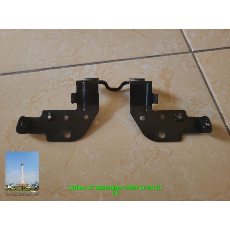 Bracket Lampu Stop Belakang Xride 115