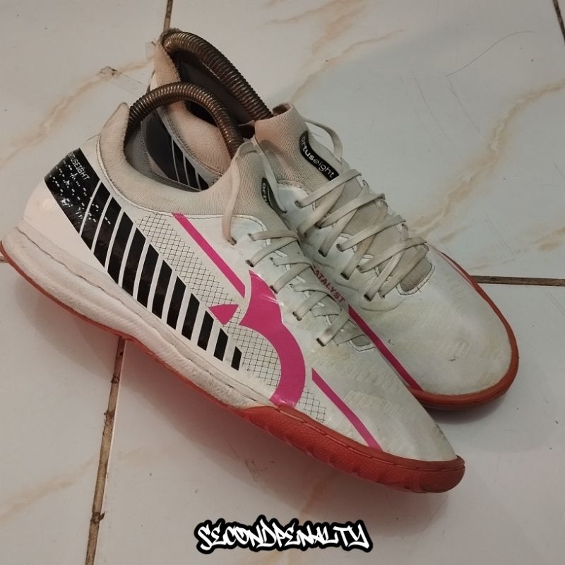 SEPATU ORTUSEIGHT CATALYST LIBERTE SECOND