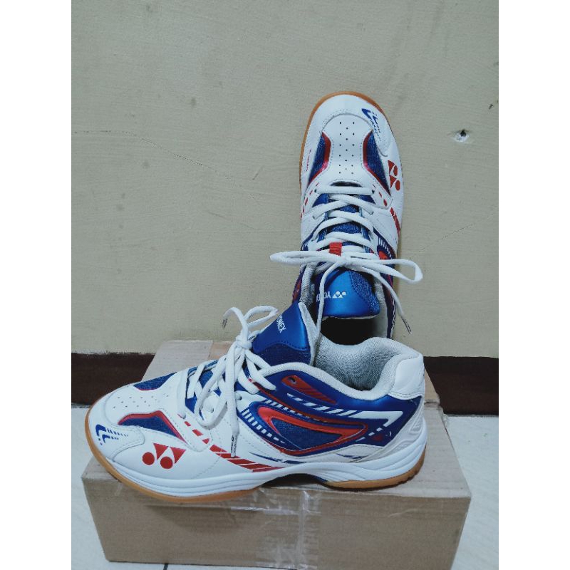 Sepatu Yonex original second mulus