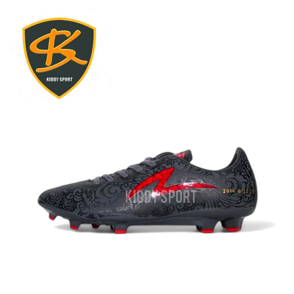 Sepatu bola specs periangan black red