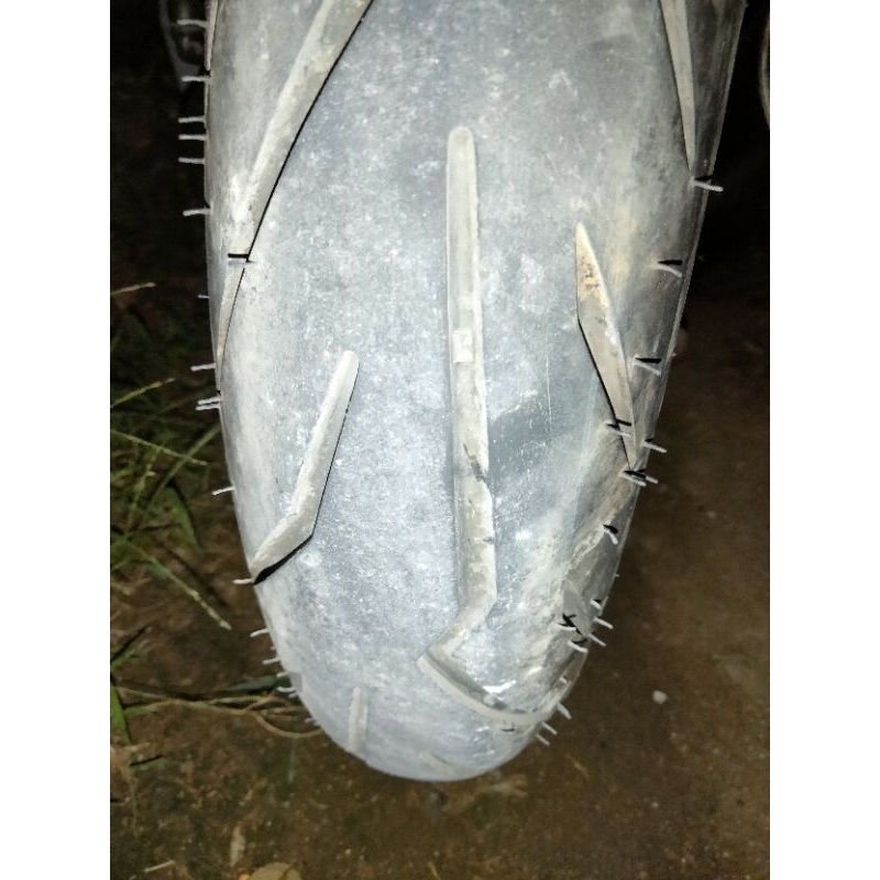 Ban Pirelli Diablo roso ring 14