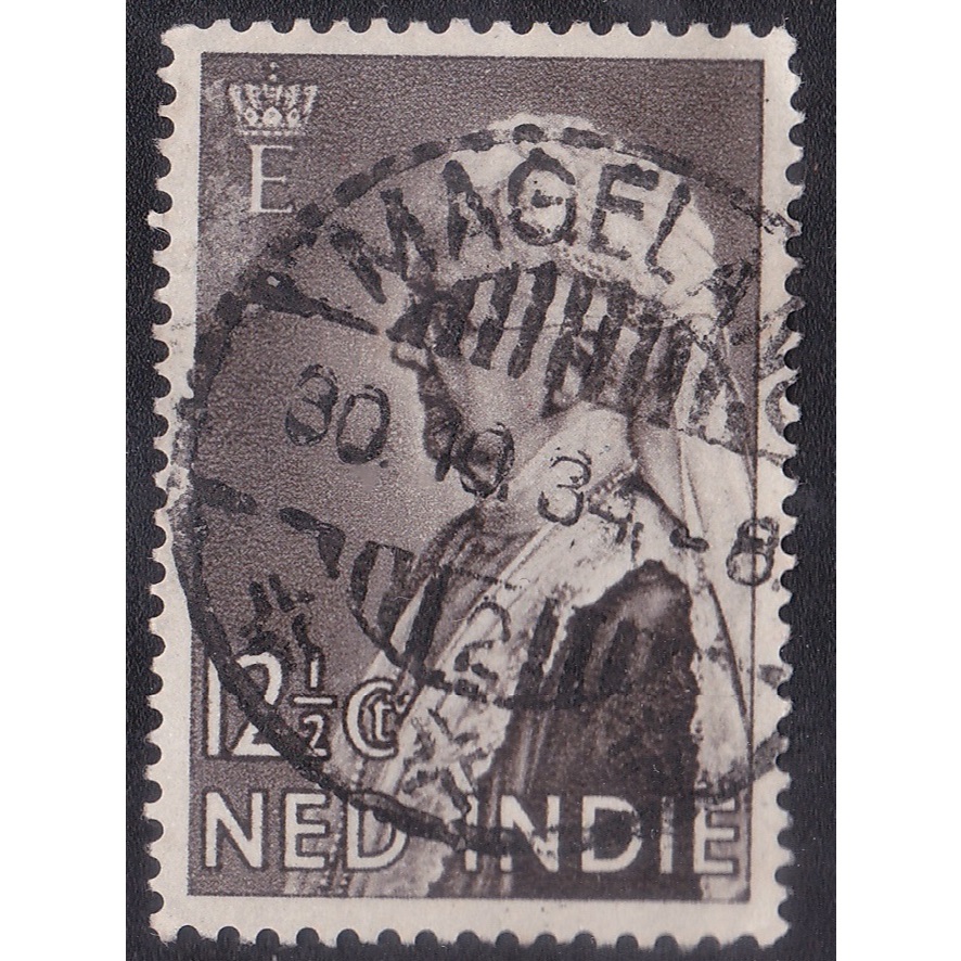 

A 11008 SATU BUAH PRANGKO NED INDIE TEMA KING EMMA DENGAN KONDISI ADA CAP MAGELANG 30 OKTOBER 1934