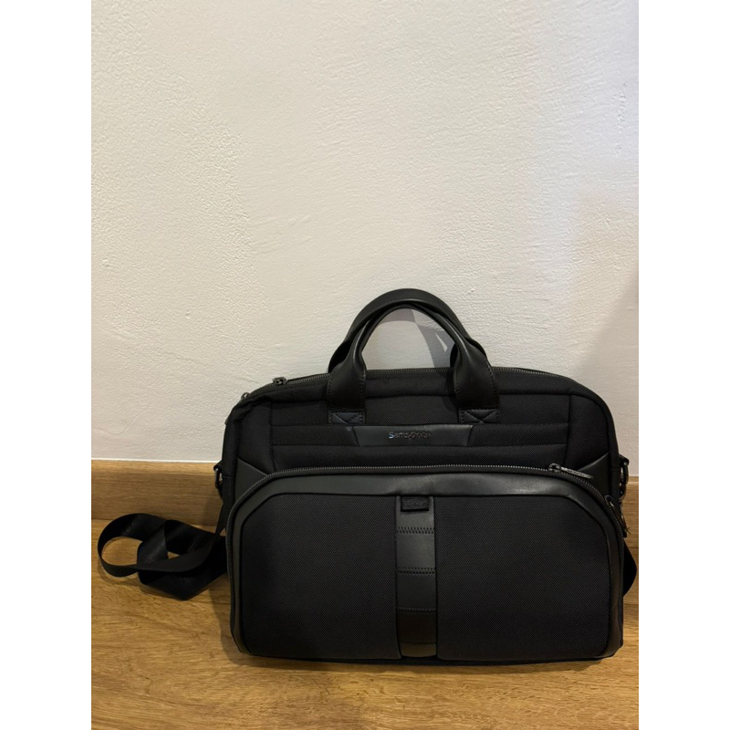 Sling Bag / Laptop Bag / Messenger Bag Samsonite [PRELOVED LIKE NEW]