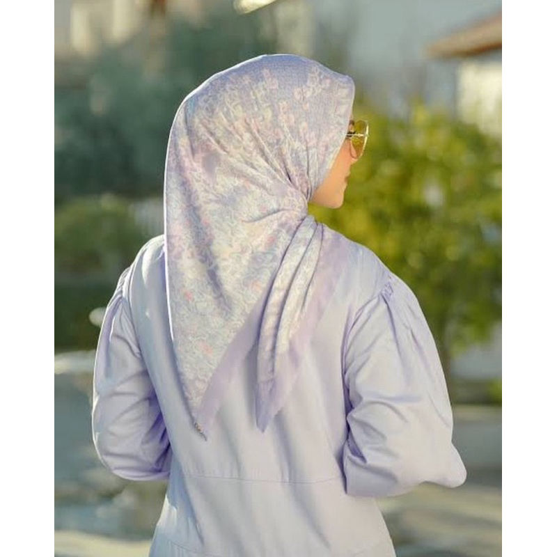 GRANADA series Buttonscarves