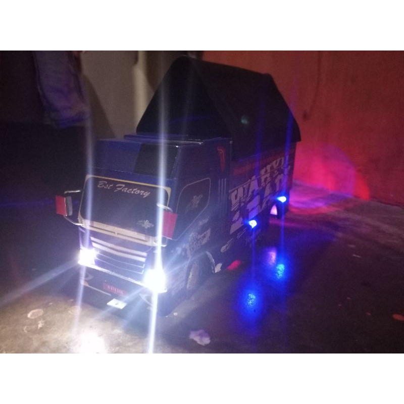 truk miniatur oleng Wahyu abadi