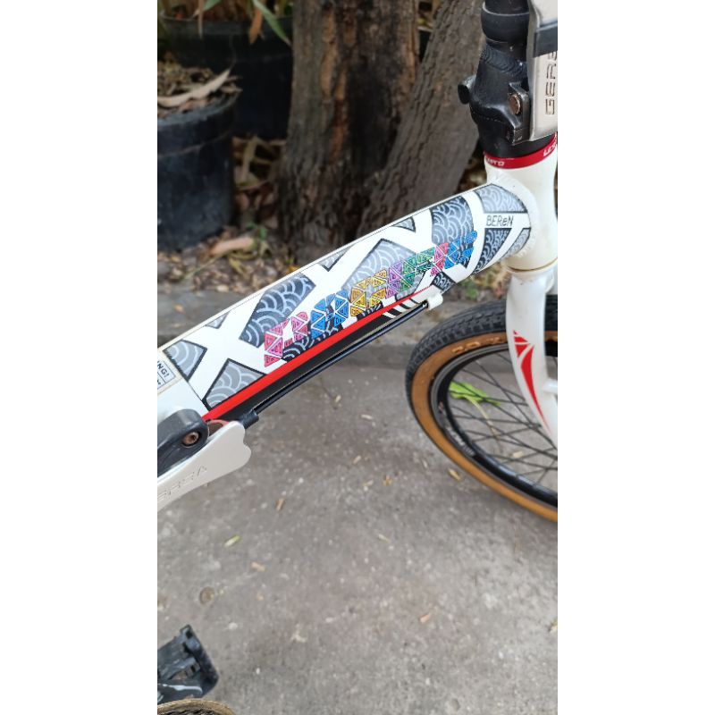 BEReN Art on Bike Sepeda Lipat 20 Pacific Bike PIP2988 7 Kecepatan Restorasi Full Bearing Loncer Sel