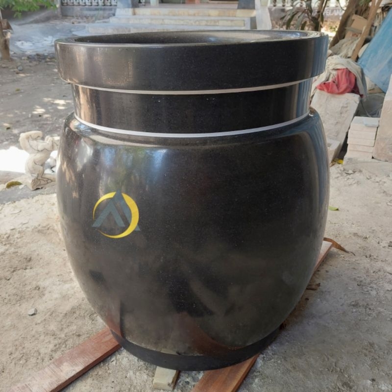 Batu andesit hitam Pot gentong besar asli batu alam andesit solid utuh halus kilap