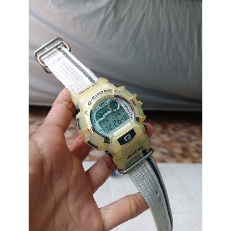 Casio G-Shock DW 9500 Ex display