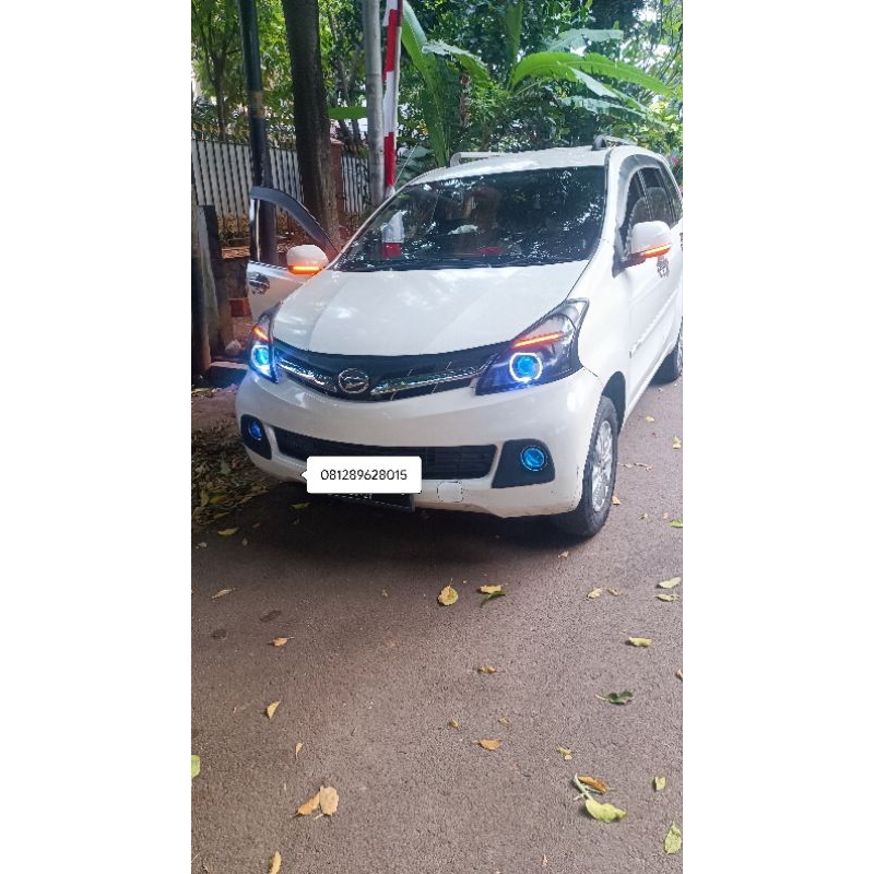 Pemasangan Lampu Biled Mobil