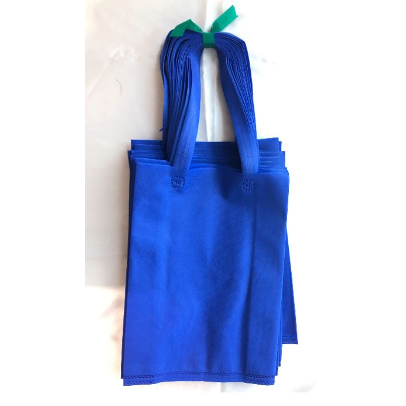 

12 PCS Tas Spunbond Mini 20x26 Banyak Warna / Tas Tali Jinjing / Tas Belanja / Goodie Bag Souvenir Banyak Ukuran / Tas Bingkisan / Tote Bag