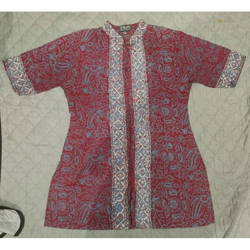 Batik Merah Wanita Atasan